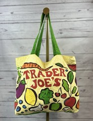 Trader Joe’s Shopping Tote Bag Fruit Vegetable 100% cotton Made In USA Reusable