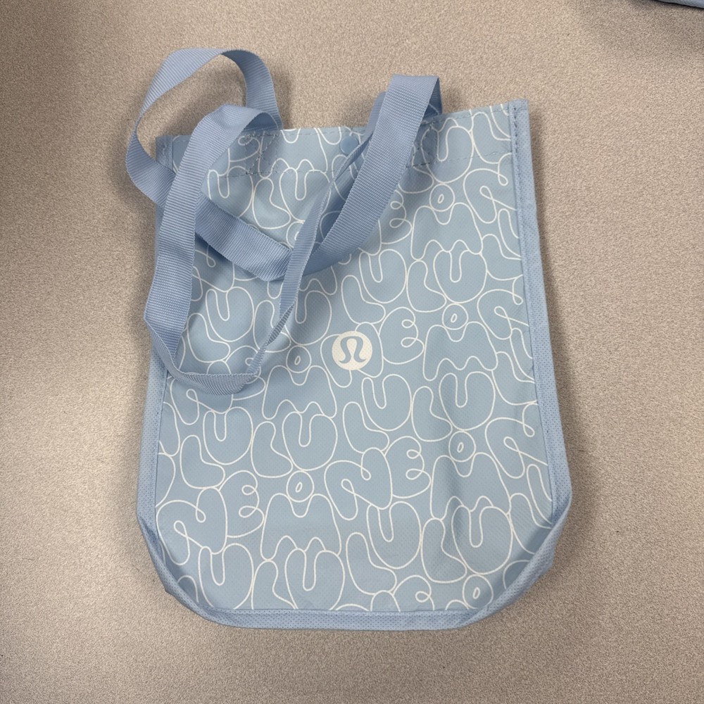 Lululemon Spring 2025 Small Shopping Tote Bags Blue Bubble Lunch