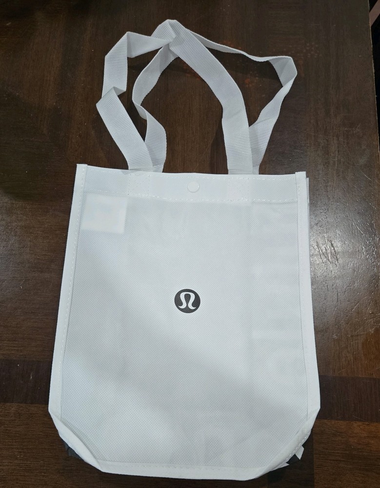 Lululemon Small Reusable Shopping Bag With Snap Closure Brand New White