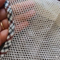 Durable Reusable Hanging Storage Mesh Bags for Fruits, Vegetables, Garlic, Gi…