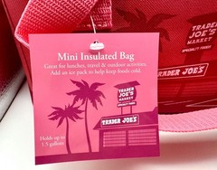 Trader Joe’s Insulated Mini Bag Valentine’s Day Pink NWT Lunchbag Shopping