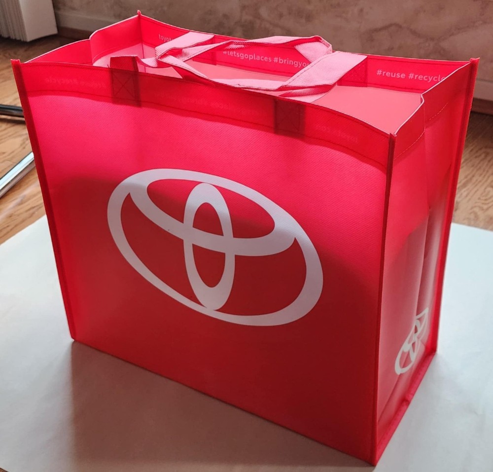 TOYOTA Shopping Tote/ Bag Red Reusable ECO Lets Go Places 15″x13″x7.125″