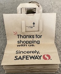 Lot of 25 SAFEWAY Reusable Brown Paper Grocery Bags with Handles Craft Projects