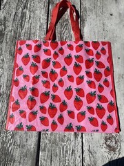 NEW Strawberries 🍓Shopping Bag Reusable Travel Tote TJ Maxx RED&PINK