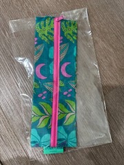 BAGGU Jana Lam Blue Green Pink Floral Zip Pouch Used