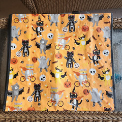 New TJ Maxx Shopping Gift Bag Reusable Big Tote Orange Halloween Cats in Costume