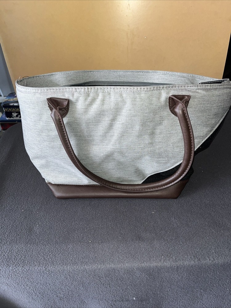 Aldi tote bag/ 15”x10”/ polyethylene foam material