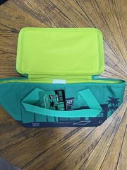 🟩 Trader Joes Mini Insulated Bag Set of 2 Red Green Limited Edition Holiday 🟥
