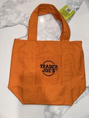 Viral 💀🎃👻 Halloween Trader Joe’s Canvas Tote! Purple & Orange. Lunch bag