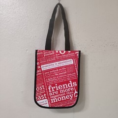 LULULEMON REUSABLE SHOPPING – GIFT BAG 11×9.5 RED BLACK SHOULDER STRAPS 5446