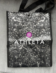 Lot of 5 Athleta Reusable Bags -medium & large