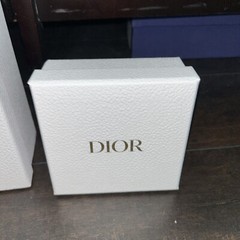 DIOR AUTHENTIC WHITE PEBBLED BOXES USED TOTAL 2 VARIOUS SIZES
