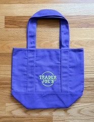 Trader Joe’s Authentic HALLOWEEN Mini Tote Bag Set (4 Colors)