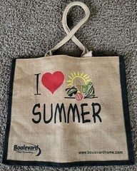 NICE LARGE ADVERTISING BEACH BAG (BURLAP STYLE) BAG- BOULEVARD