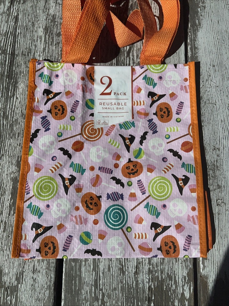 HALLOWEEN Reusable Tote Bags ~ 10″X11″X6″ ~HALLOWEEN CANDY & ICONS/TEDDYBEARS