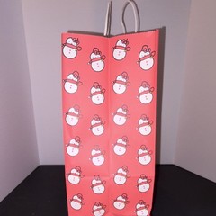 250 Hello Kitty Aeropostale Medium Holiday Shopping/gift Bags RARE