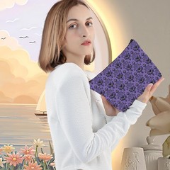 LEVLO Haunted Horror Makeup Bag – Spooky Purple Zipper Pouch –