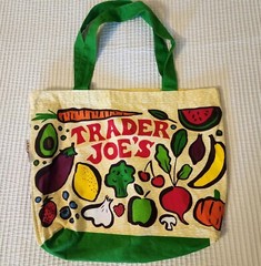Trader Joe’s Shopping Tote Bag Fruit Vegetable 100% cotton Made In USA Reusable