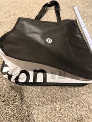lululemon Reusable Large Black/White Tote Shopping Bag Snap Close 13x15x6