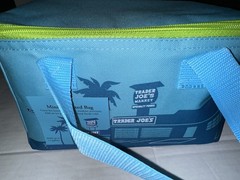 AUTHENTIC Trader Joe’s Mini Insulated Bag Light Blue August 2025 Limited Edition