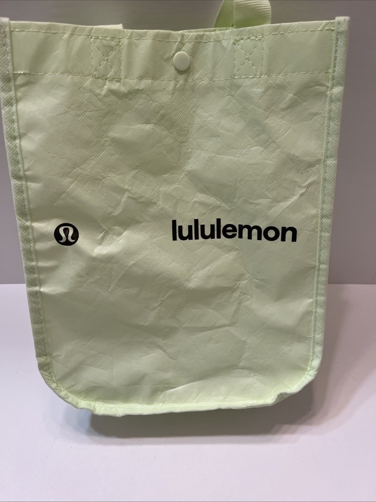 Lululemon Reusable Bag Light Mint Green Handles Snap Closure 9 X11” Lunch Crafts