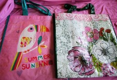 2 large tote bags double face non woven Polypropylene 14 3/4″ X 13 1/2X X 6 1/2″