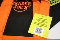 ( 2 ) TRADER JOES ~ TRICK OR TREAT MINI CANVAS TOTE BAGS ~ BLACK & ORANGE ~ NEW