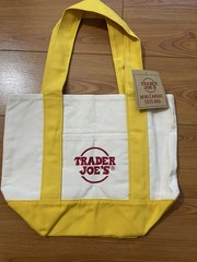 Trader Joe’s Canvas Bags Set of 2 Large Green and Mini Yellow