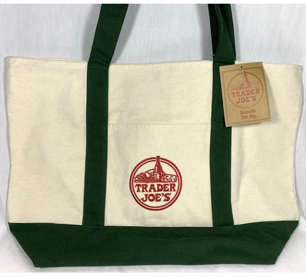 Trader Joe’s Canvas Tote Grocery Bag Green Holiday Christmas 2025 *IN HAND*