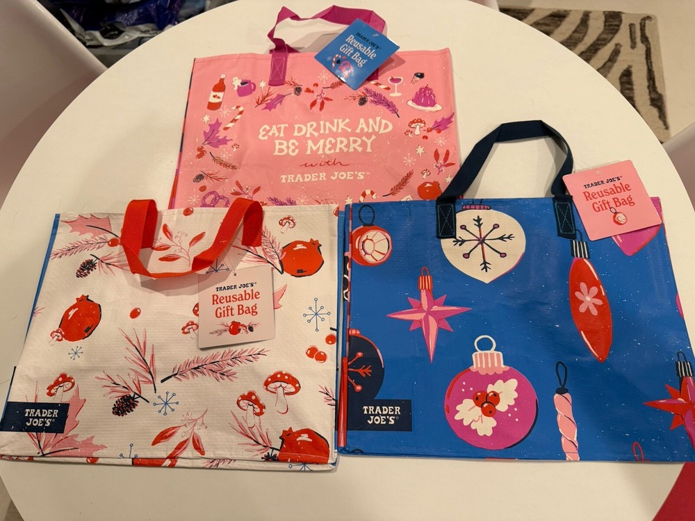 Trader Joes’s Holiday Gift Tote Bag 3 Set Limited Christmas 2024🎄🛍️