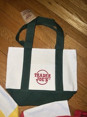 NWT Trader Joes – Three Mini Canvas Tote Bags – Green Yellow Red