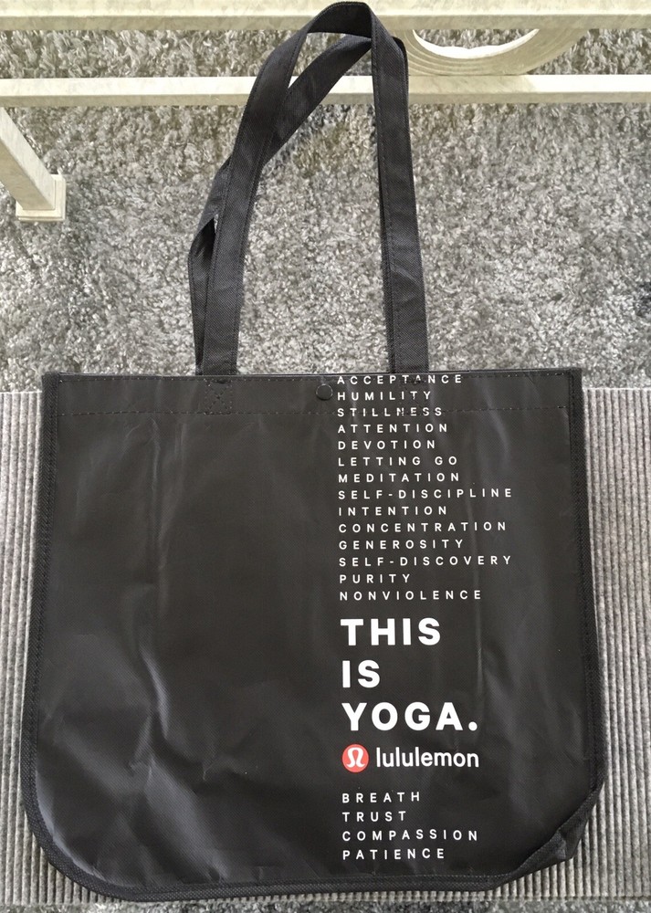 Lululemon Reusable Large Shopping Bag Black This Is Yoga Pre-Owned with Snap Top