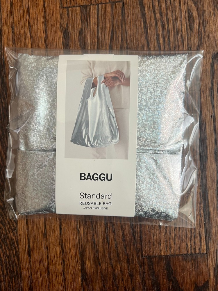 BAGGU Silver Metallic Baggu Standard Reuseable Bag Japan Exclusive NWT HTF Rare