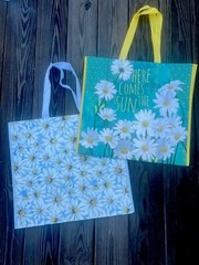TWO (2) Large Shopping Tote Bags DAISIES 🌼FLOWERS Reusable Eco Friendly free✈️