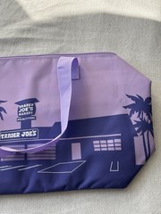 TRADER JOE’S SPRING 2026 Large Reusable Insulated Bag 8 Gallons Purple Rain *NWT
