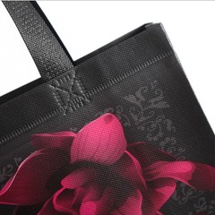 Quality Shopping Bag for Women Reusable Rose Design Travel Storage Pouch