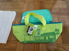 Trader Joe’s 2026 Summer Mini Insulated Tote Bags Set of 6 Authentic