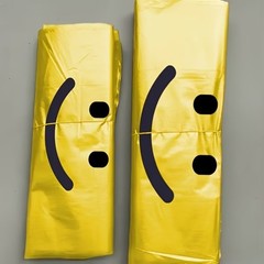 100pcs Smiley Face Plastic Tote Bags – Reusable Retail Gift Bags Yellow
