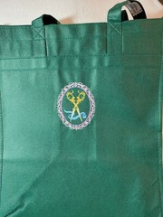 Shopping Bag – Green – Embroidered Antique Framed Scissors