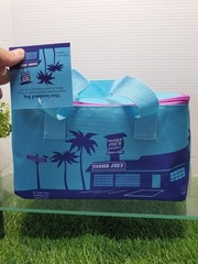 Trader Joe’s Summer 2026 Mini Insulated Tote Bag Blue Ocean 1.5 Gallons 🔵🌴NEW