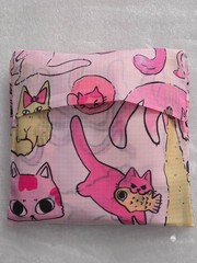 Standard Reusable Bag Arty Pink Cat Foldable Tote 16″ x 25″ x 5″ Pink/Multicolor