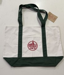 TRADER JOES CANVAS TOTE BAG ~ LARGE ~ GREEN ~ BRAND NEW Paper bag included.