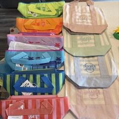 Trader Joe’s Bags Lot of 10 Bags Insulated Minis and Tote Bags
