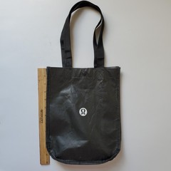Lot Of 8 Lululemon Shopping Bags Snap Close Red White Black Print Reusable Tote