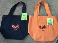 Set of 2 Trader Joe’s Mini Tote Bags Halloween Black & Orange Ltd Edition NWT