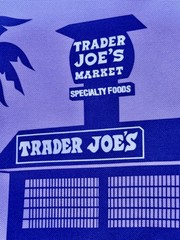 Trader Joe’s Tote Bag 8 Gal Lavender Purple Reusable Insulated Eco Shopping Ltd