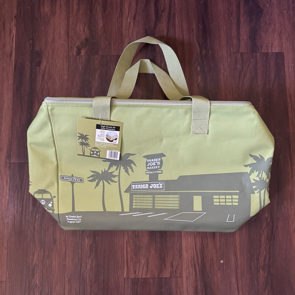 NWT Trader Joe’s Insulated Reusable tote Bag 8 Gallon Olive Green Fall release