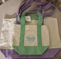 Trader Joe’s Reusable Shopping Totes Bag 2 Large, One mini