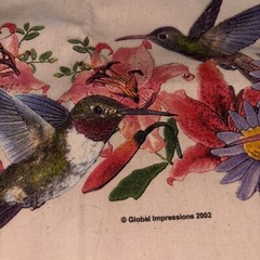 Shopping Bag-15″ White With Hummingbird And Flowers- Global Impressions 2002