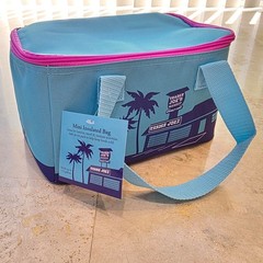 1 Trader Joe’s 2026 Mini Insulated Tote Summer Fun Pink Violet Blue Green Orange